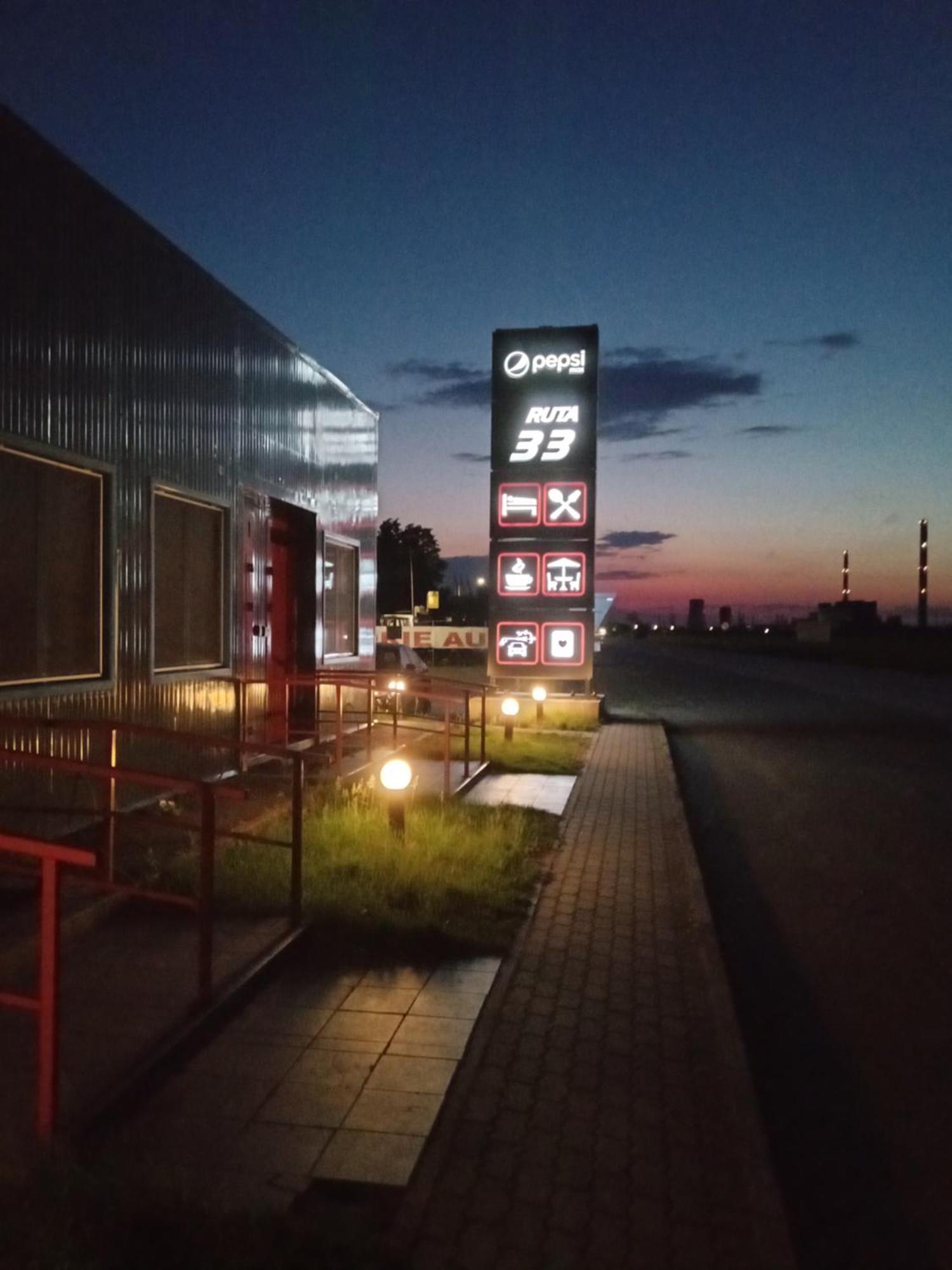 Motel Ruta 33 Arad Dış mekan fotoğraf