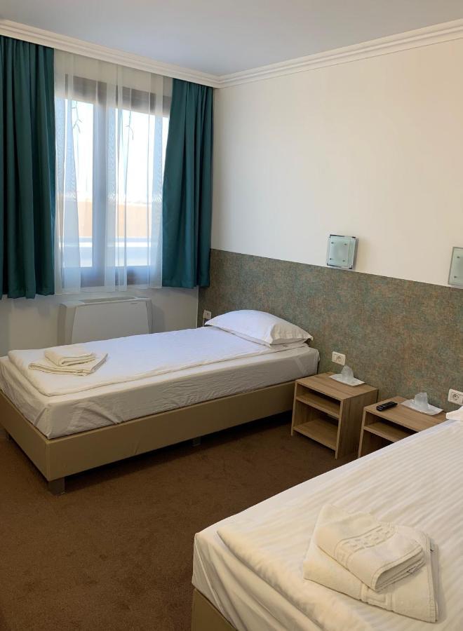 Motel Ruta 33 Arad Dış mekan fotoğraf