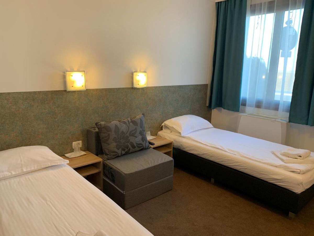 Motel Ruta 33 Arad Dış mekan fotoğraf