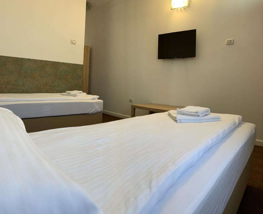 Motel Ruta 33 Arad Dış mekan fotoğraf